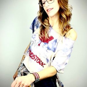 WOODSTOCK Bleached Tie-Dyed Purple Red Bird Printed Cropped Up-Cycled T-Shirt✌🏻